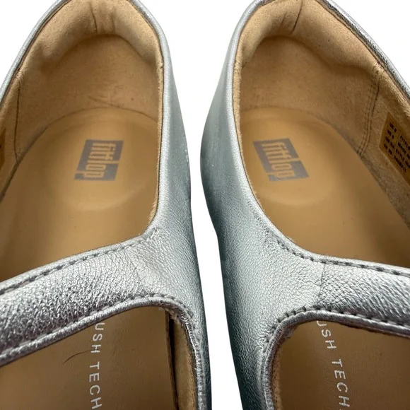 Shoes - Picture 3 of 10